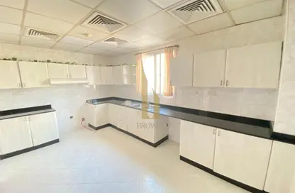 Villa - 4 Bedrooms - 4 Bathrooms for rent in Umm Suqeim 2 Villas - Umm Suqeim 2 - Umm Suqeim - Dubai