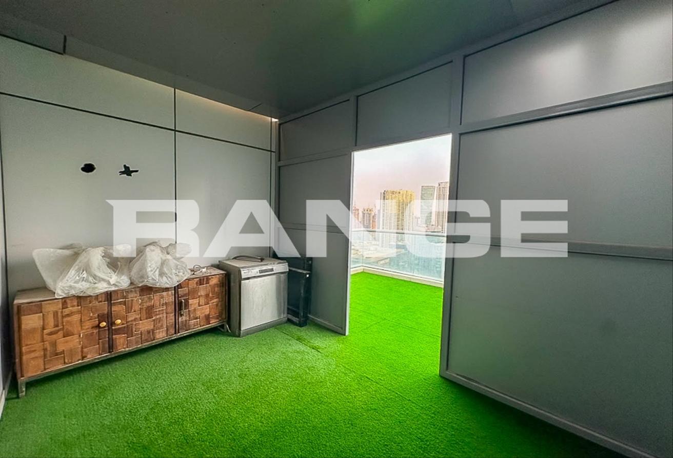 4BR Penthouse | Canal View | Upgraded photo 28