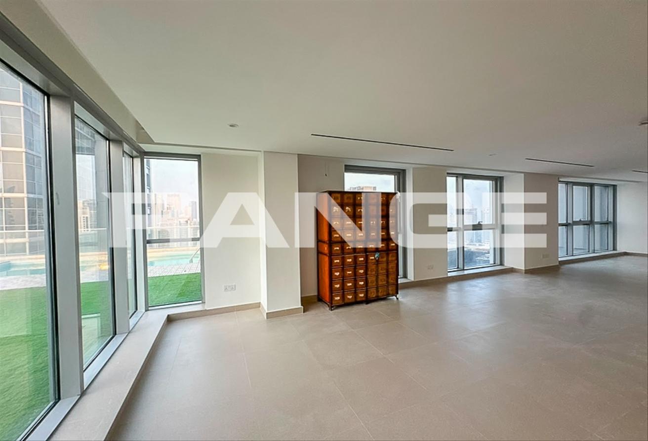 4BR Penthouse | Canal View | Upgraded photo 13