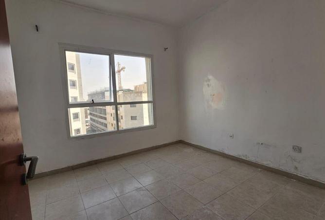 102416315 - Property Image 3