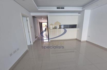 Villa - 4 - 5 for sale in Manazel Al Reef 2 - Al Samha - Abu Dhabi Villa - 4 - 5 for sale in Manazel Al Reef 2 - Al Samha - Abu Dhabi