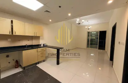 شقة - غرفة نوم - 2 حمامات للايجار في مساكن النخبة رقم 1 - مساكن النخبة الرياضية - مدينة دبي الرياضية - دبي