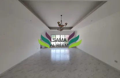 Villa - 4 Bedrooms - 3 Bathrooms for rent in Umm Suqeim 1 Villas - Umm Suqeim 1 - Umm Suqeim - Dubai