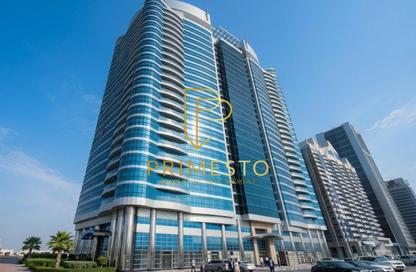 Apartment - 3 Bedrooms - 4 Bathrooms for rent in Al Aryam Tower - Tourist Club Area - Abu Dhabi