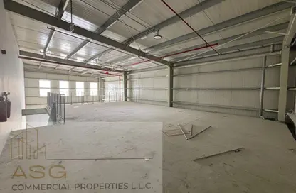 مستودع - استوديو - 2 حمامات للايجار في الليان 1 - مدينة دبي الصناعية - دبي