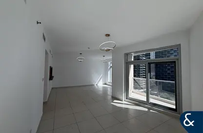 شقة - 2 غرف نوم - 3 حمامات للايجار في لوفتس إيست - ذا لوفت - وسط مدينة دبي - دبي