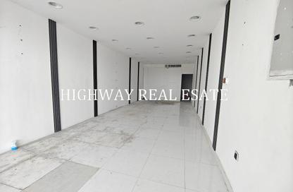 Shop - Studio - 1 for rent in Hoshi 1 - Hoshi - Al Badie - Sharjah