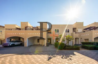 فيلا - 4 غرف نوم - 5 حمامات للايجار في نسيم - مدن - دبي