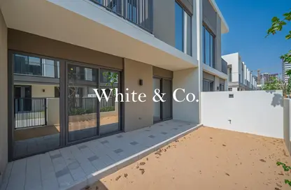 Townhouse - 3 Bedrooms - 4 Bathrooms for rent in Aura Gardens - Tilal Al Ghaf - Dubai