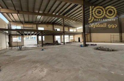 مستودع - استوديو - 2 حمامات للايجار في أم الثعوب - أم القيوين