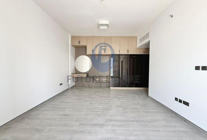 Roof Top Pent House | 3Bedroom+Maid | Huge Size