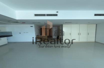 Apartment - Studio - 1 Bathroom for rent in Marina Heights 2 - Marina Square - Al Reem Island - Abu Dhabi