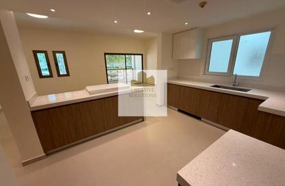 Apartment - 3 Bedrooms - 3 Bathrooms for rent in The Gardens Building 27 - The Gardens Buildings - The Gardens - Dubai