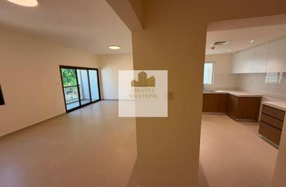 Apartment - 3 Bedrooms - 3 Bathrooms for rent in The Gardens Building 27 - The Gardens Buildings - The Gardens - Dubai