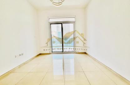 Apartment - 1 - 1 for rent in Kasco Residence - Jumeirah Garden City - Al Satwa - Dubai