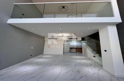 Townhouse - 1 - 2 for rent in Rukan 3 - Rukan - Dubai