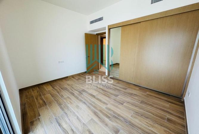 69496055 - صورة العقار 2