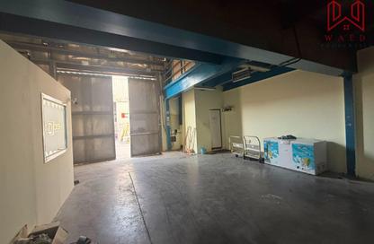 Warehouse - Studio - 1 for rent in Ras Al Khor Industrial 2 - Ras Al Khor - Dubai