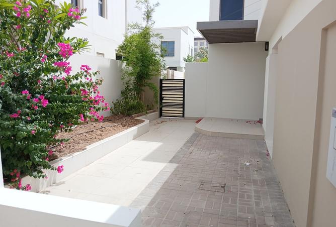 122003936 - Property Main Image