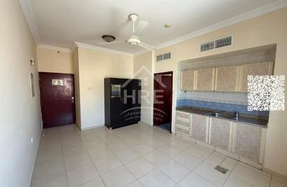 Apartment - Studio - 1 Bathroom for rent in Abna Saqer Building - Al Hamidiya 1 - Al Hamidiya - Ajman