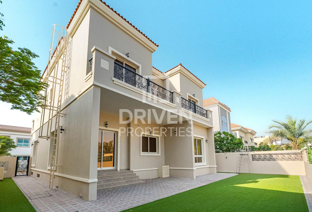 Single Row Villa with Basement | Spacious photo 10