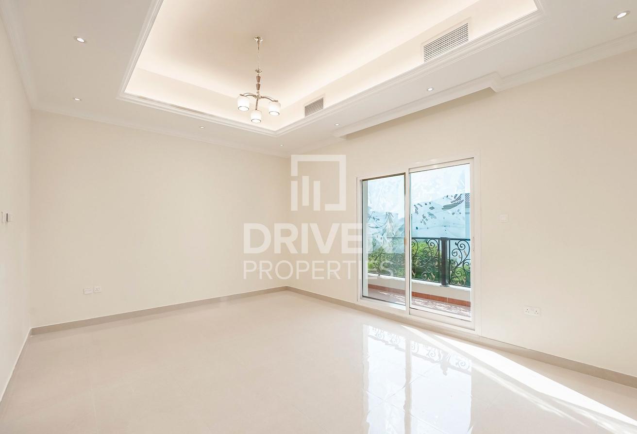Single Row Villa with Basement | Spacious photo 8