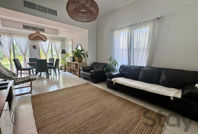 103681811 - Property Image 2
