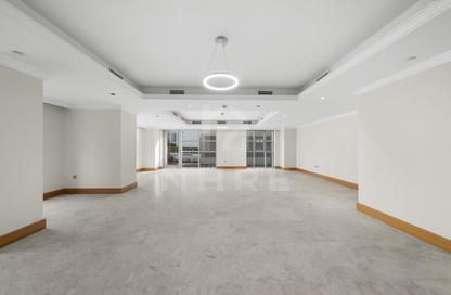 Apartment - 4 Bedrooms - 5 Bathrooms for sale in Executive Tower F - Executive Towers - Business Bay - Dubai