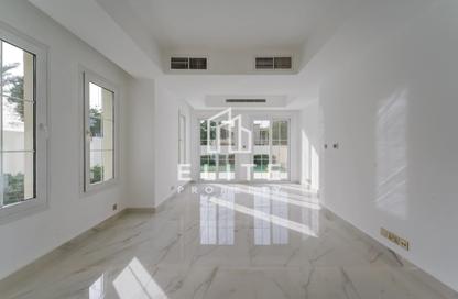 Villa - 3 Bedrooms - 3 Bathrooms for sale in Springs 2 - The Springs - Dubai