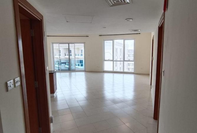 76586239 - Property Image 2