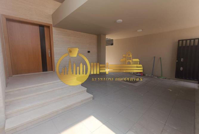 76180819 - Property Image 3