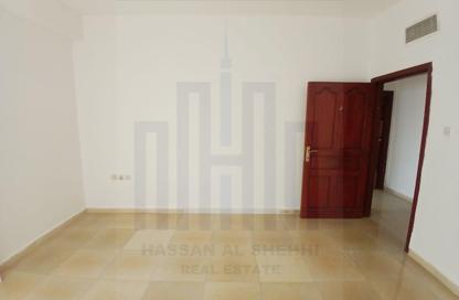 Apartment - 2 - 2 for rent in Fire Station Road - Muwaileh - Sharjah