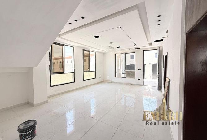 93572176 - Property Main Image