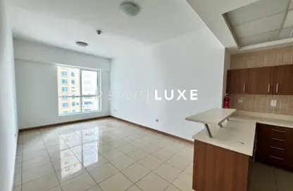 Apartment - 1 Bedroom - 2 Bathrooms for rent in Sulafa Tower - Dubai Marina - Dubai