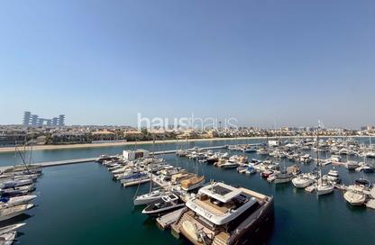 Apartment - 3 - 4 for sale in Marina Residences 5 - Marina Residences - Palm Jumeirah - Dubai