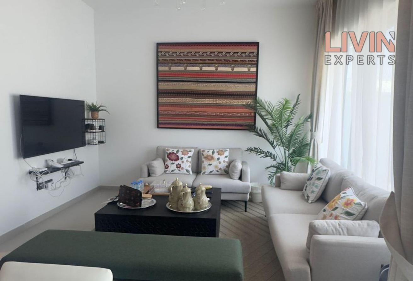 Furnished 3BR | Type 3 Middle | Ready to Move photo 3