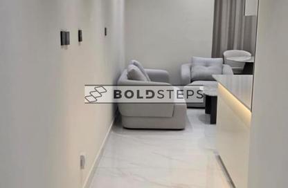 شقة - 1 - 2 للايجار في سكاي هيلز ريزيدنسز 1 - سكاي هيلز ريسيدنزيس - حديقة دبي العلميه - دبي