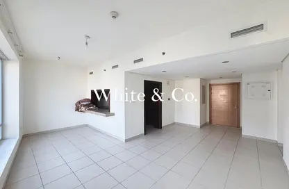 شقة - غرفة نوم - 2 حمامات للايجار في B برج فيوز - برج فيوز - وسط مدينة دبي - دبي