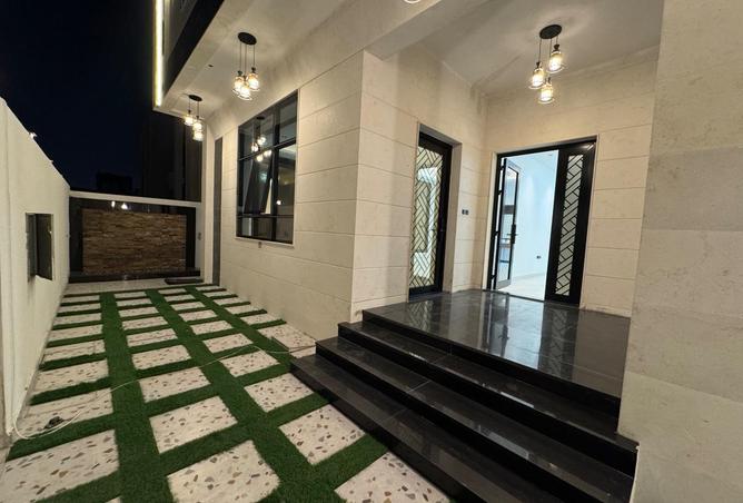 16200211 - Property Image 3