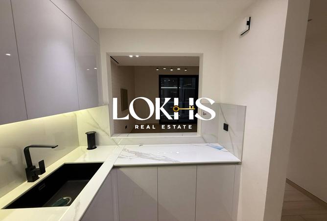 81524235 - Property Image 2