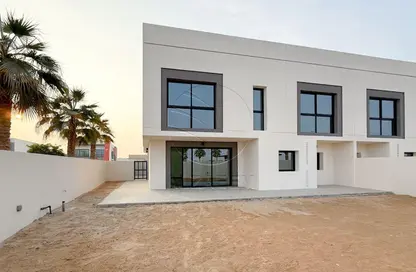 Townhouse - 4 Bedrooms - 6 Bathrooms for rent in The Dahlias - Yas Acres - Yas Island - Abu Dhabi