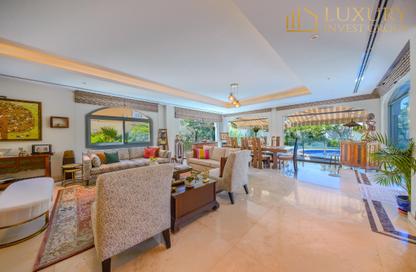 Villa - 5 Bedrooms - 6 Bathrooms for rent in Legacy Large - Legacy - Jumeirah Park - Dubai