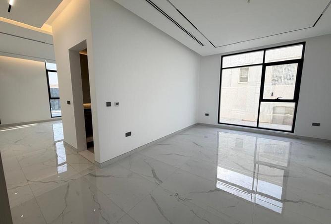 110035178 - Property Image 3