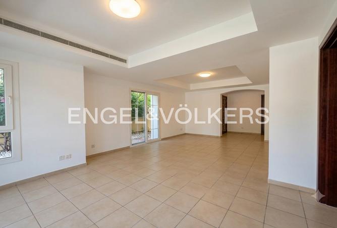 114158279 - Property Image 3