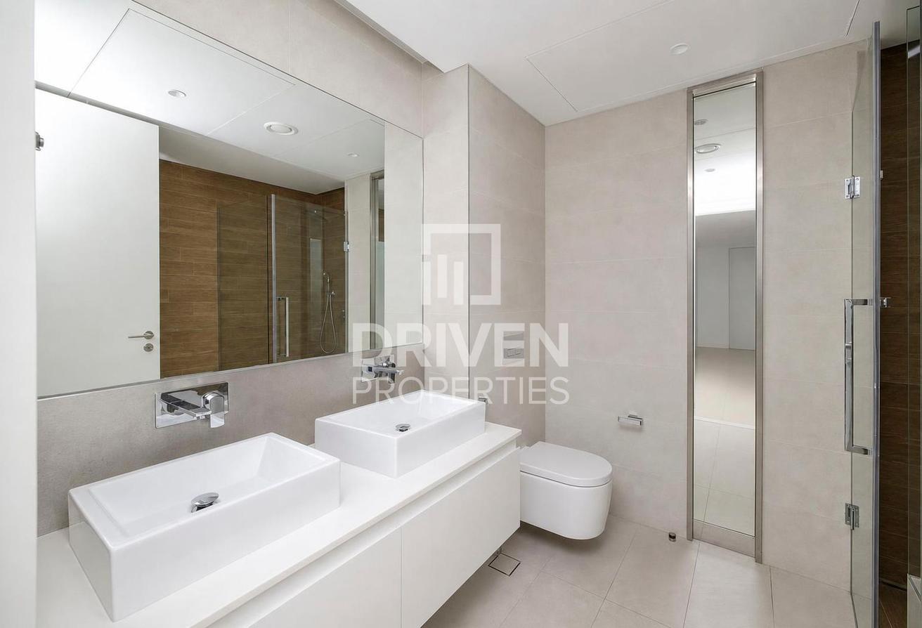 Fully Furnished | High Floor | Flexible Cheques photo 19