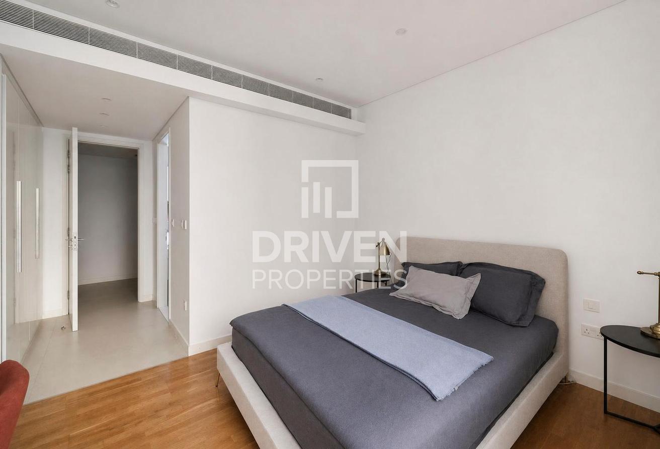 Fully Furnished | High Floor | Flexible Cheques photo 10