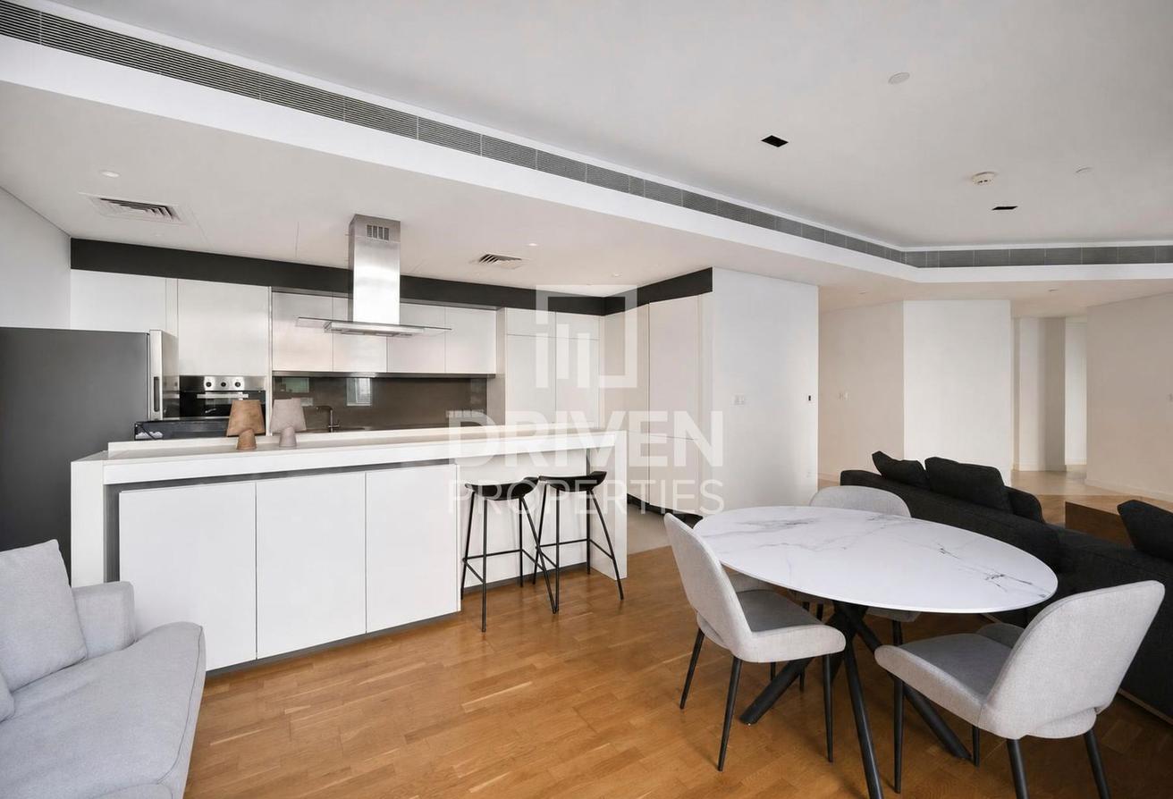 Fully Furnished | High Floor | Flexible Cheques photo 16