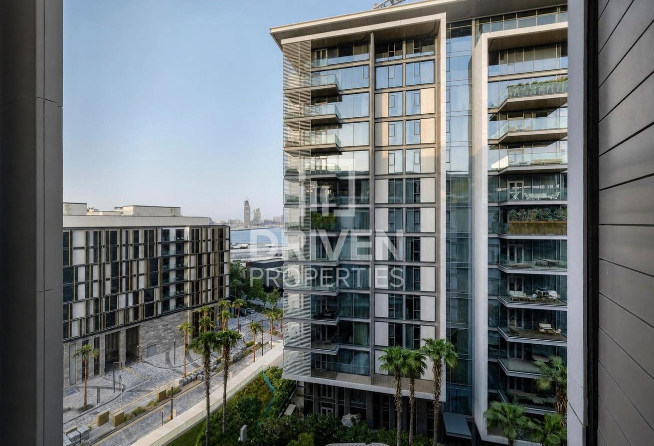 Fully Furnished | High Floor | Flexible Cheques photo 21