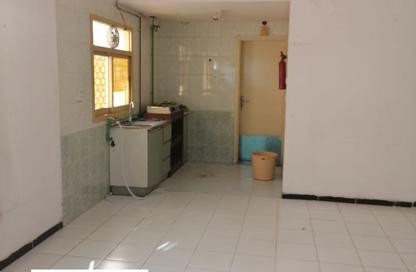 Apartment - Studio - 1 for rent in Abu Shagara building - Abu shagara - Sharjah Apartment - Studio - 1 for rent in Abu Shagara building - Abu shagara - Sharjah