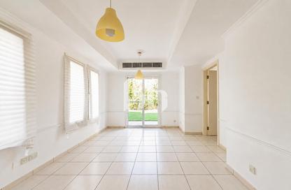 Villa - 2 Bedrooms - 3 Bathrooms for rent in Springs 15 - The Springs - Dubai Villa - 2 Bedrooms - 3 Bathrooms for rent in Springs 15 - The Springs - Dubai